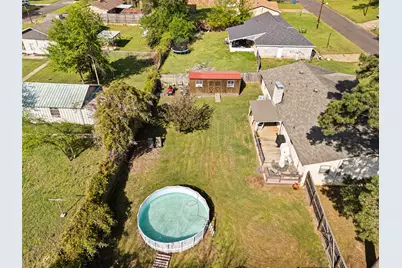 2207 Pinecrest, Gladewater, TX 75647 - Photo 8