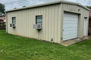 800 Humphrey St, Athens, TX 75751 - Photo 8