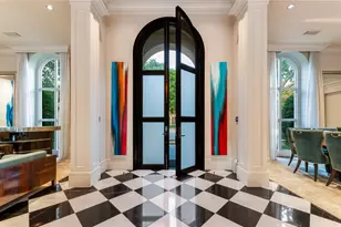 10989 Crooked Creek Dr, Dallas, TX 75229 - Photo 2