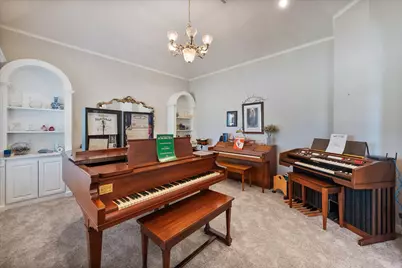 1917 Elmwood Avenue, Corsicana, TX 75110 - Photo 30