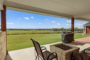 734 Young Bend Rd, Brock, TX 76087 - Photo 2