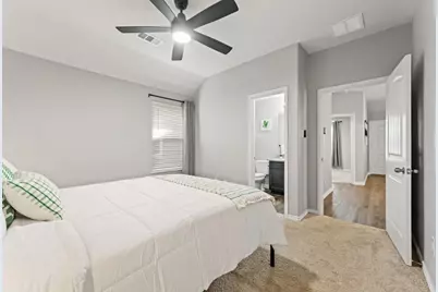 5521 Willamette Drive, Fort Worth, TX 76119 - Photo 10