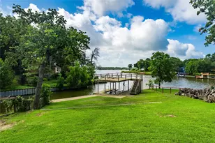 316 Oak Ln, Tool, TX 75143 - Photo 16