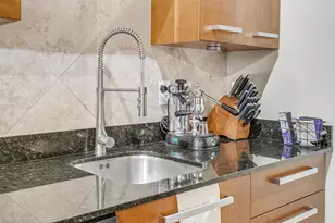 1122 Jackson St, Dallas, TX 75202 - Photo 12