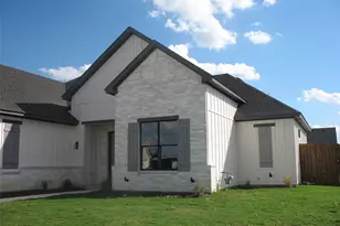 201 Cliff Ct, Godley, TX 76044 - Photo 1