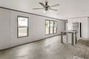 3606 Hilltop Rd, Granbury, TX 76048 - Photo 8