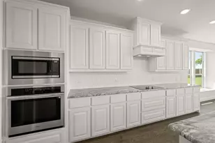 124 Red Fox Trl, Godley, TX 76044 - Photo 2