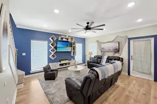 1983 Royalville Ct, Port Bolivar, TX 77650 - Photo 10