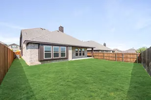 640 Pawprint Holw, Godley, TX 76044 - Photo 32