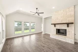 640 Pawprint Holw, Godley, TX 76044 - Photo 12