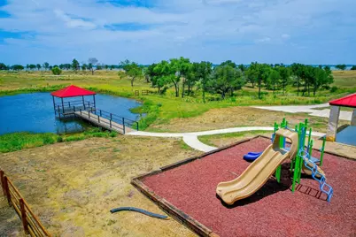 88 Richland Park Drive, Corsicana, TX 75109 - Photo 4