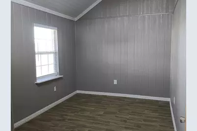 512 Irby Lane, Irving, TX 75061 - Photo 8