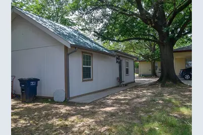 512 Irby Lane, Irving, TX 75061 - Photo 2