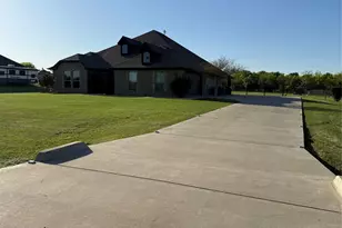 6188 County Rd 913, Godley, TX 76044 - Photo 8