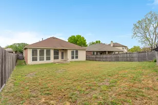 5013 Royal Burgess Dr, Fort Worth, TX 76135 - Photo 22