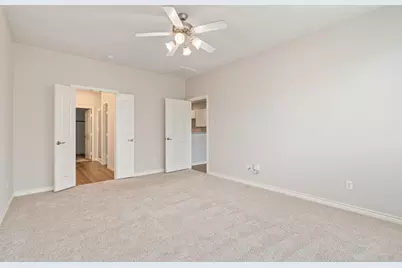 5013 Royal Burgess Drive, Fort Worth, TX 76135 - Photo 16