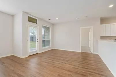 5013 Royal Burgess Drive, Fort Worth, TX 76135 - Photo 8