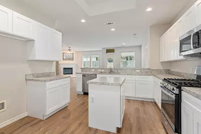 5013 Royal Burgess Drive, Fort Worth, TX 76135 - Photo 14