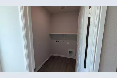 1000 Traction Trail, Cleburne, TX 76031 - Photo 10