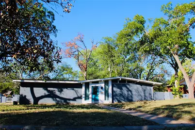 1302 Cleveland, Stephenville, TX 76401 - Photo 1