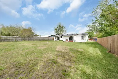 1206 W Jackson Street, Clarksville, TX 75426 - Photo 6