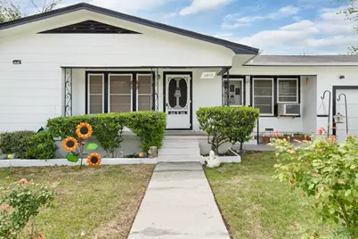 1206 W Jackson Street, Clarksville, TX 75426 - Photo 1