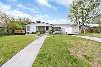 1206 W Jackson Street, Clarksville, TX 75426 - Photo 2