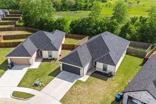 8908 Kiowa Dr, Greenville, TX 75402 - Photo 36