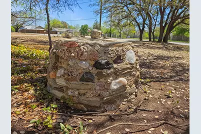 3103 Coggin Avenue, Brownwood, TX 76801 - Photo 22