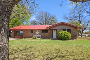 3103 Coggin Ave, Brownwood, TX 76801 - Photo 2