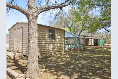 3103 Coggin Avenue, Brownwood, TX 76801 - Photo 18