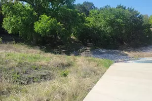 2073 Hidden Oaks Trl, Glen Rose, TX 76690 - Photo 12