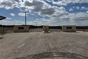 2073 Hidden Oaks Trl, Glen Rose, TX 76690 - Photo 4