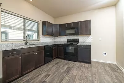 121 Mitchell Circle, Terrell, TX 75160 - Photo 6