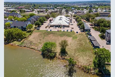 805 Hill Boulevard, Granbury, TX 76048 - Photo 10