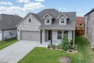 636 Brazos Dr, Van Alstyne, TX 75495 - Photo 2