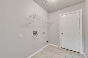 1448 Lauren Dr, Burleson, TX 76028 - Photo 24