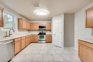 1448 Lauren Dr, Burleson, TX 76028 - Photo 18