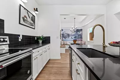 4803 Reiger Avenue, Dallas, TX 75246 - Photo 10