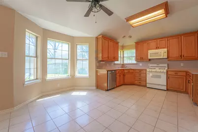 604 N Cherry Street, Aubrey, TX 76227 - Photo 6