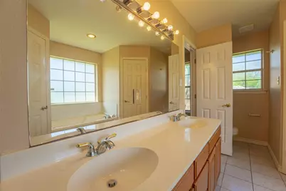 604 N Cherry Street, Aubrey, TX 76227 - Photo 14