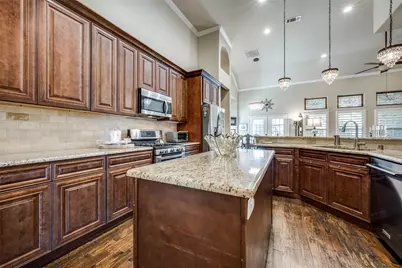 4211 Creek Bend Court, Corinth, TX 76208 - Photo 8