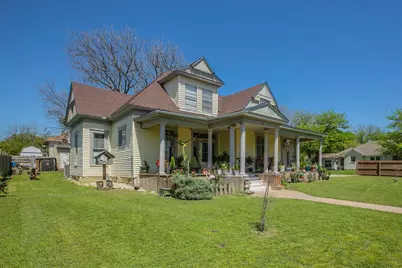 717 Park Drive, Hillsboro, TX 76645 - Photo 2