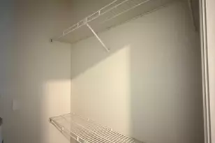 7126 Holly Hill Dr, Dallas, TX 75231 - Photo 6