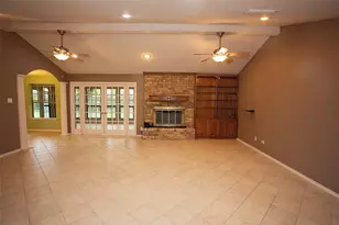 1305 Cliff Dr, Graham, TX 76450 - Photo 12