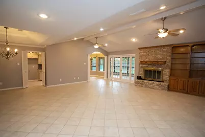 1305 Cliff Drive, Graham, TX 76450 - Photo 4