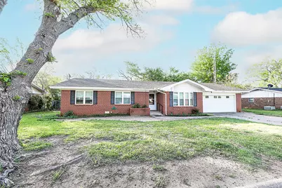 1209 Pebble Street, Bowie, TX 76230 - Photo 1