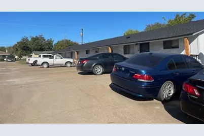 202 S Broadway Street, Bells, TX 75414 - Photo 8