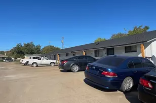 202 S Broadway St, Bells, TX 75414 - Photo 8