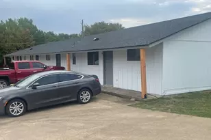 202 S Broadway St, Bells, TX 75414 - Photo 10